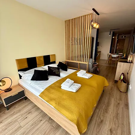 Al-dom Golden Sienkiewicza Apartment